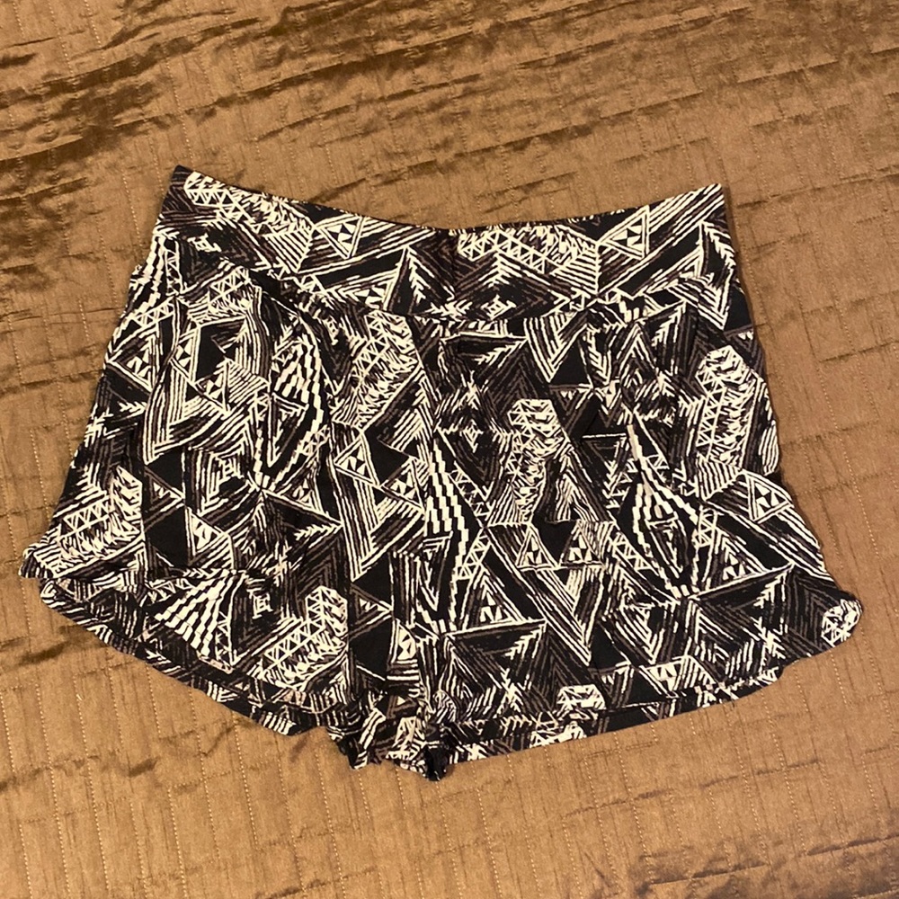Urban Outfitters ecote’ Boho shorts size Medium
